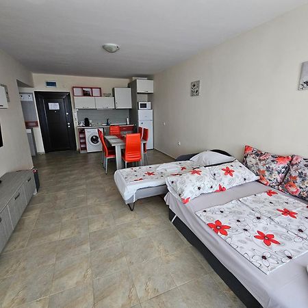 Апартаменти Кастро/Castro Apartments Zarewo Exterior foto