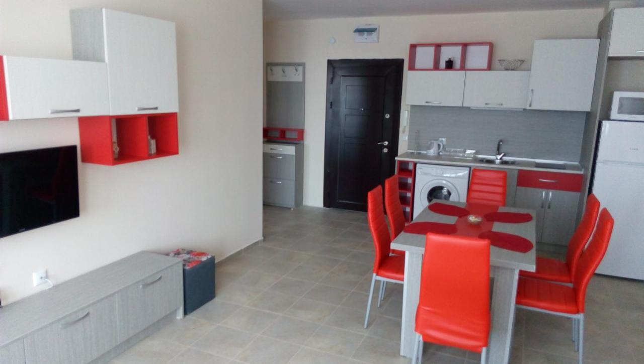 Апартаменти Кастро/Castro Apartments Zarewo Exterior foto