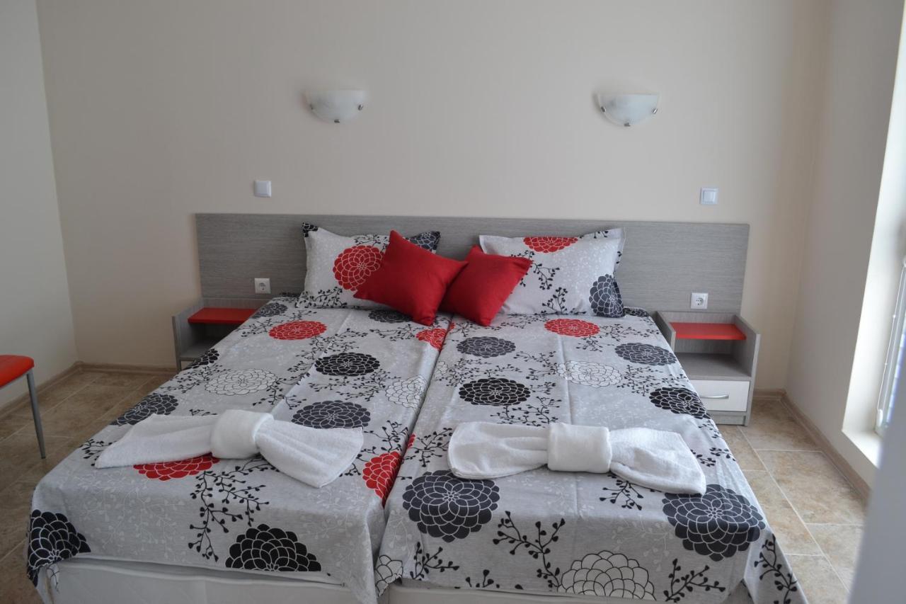 Апартаменти Кастро/Castro Apartments Zarewo Exterior foto