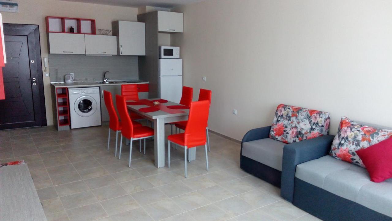 Апартаменти Кастро/Castro Apartments Zarewo Exterior foto